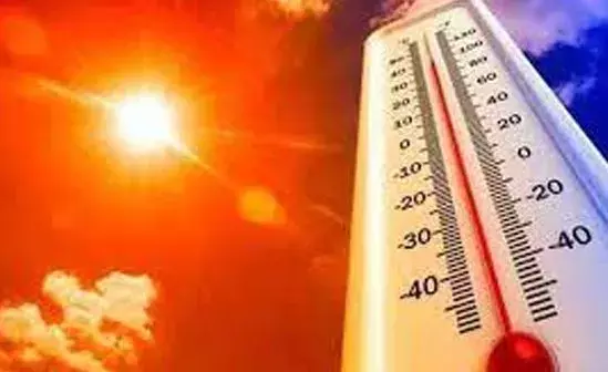 Summer Heat : విశాఖలో మండుతున్న ఎండలు Summer Heat : విశాఖలో మండుతున్న ఎండలు