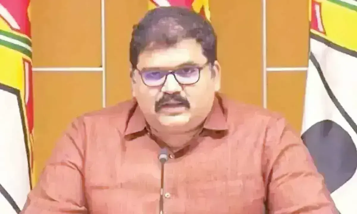 Viveka Murder: సీఎం జగన్ చంచల్గూడ జైల్లోనే కాపురం పెడతాడు: పట్టాభి Viveka Murder: సీఎం జగన్ చంచల్గూడ జైల్లోనే కాపురం పెడతాడు: పట్టాభి