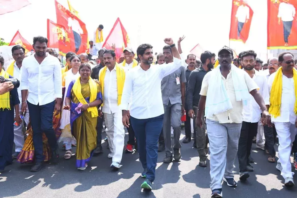 Yuvagalam: నేడు ఆదోని నుంచి మంత్రాలయంలోకి లోకేష్‌ ఎంట్రీ