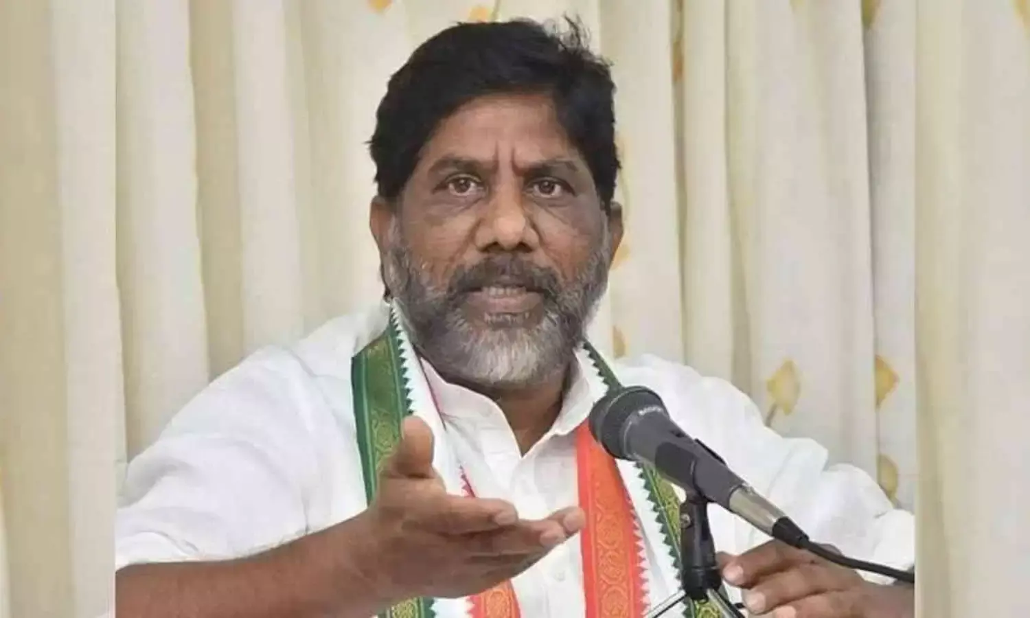 కేసీఆర్ కుటుంబం దోచుకున్న రాష్ట్ర సంపదను బయటకు తీసుకొస్తాం: భట్టి కేసీఆర్ కుటుంబం దోచుకున్న రాష్ట్ర సంపదను బయటకు తీసుకొస్తాం: భట్టి