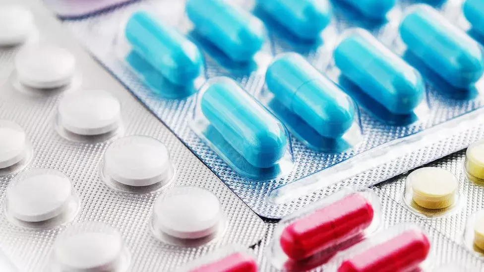 నరసరావుపేట కేంద్రంగా ఖండాంతరాలకు డ్రగ్స్ దందా నరసరావుపేట కేంద్రంగా ఖండాంతరాలకు డ్రగ్స్ దందా