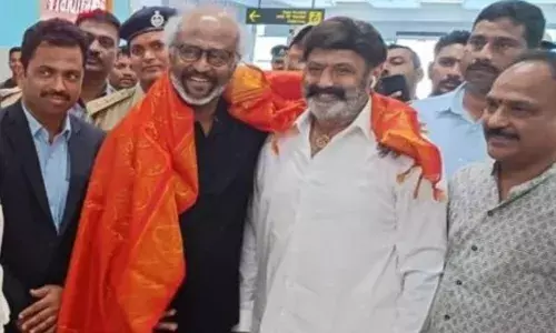 రజినీ బాలయ్య ఆత్మీయ ఆలింగనం