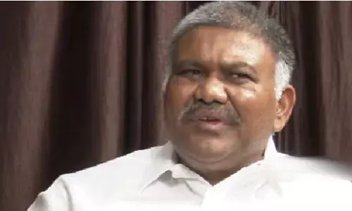 AP : పోలీసుల తీరుకు నిరసనగా ఆందోళనకు దిగిన ఎమ్మెల్యే