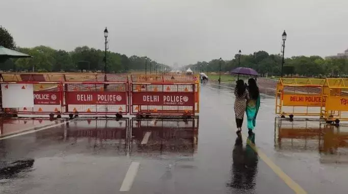 Heavy Rain : ఢిల్లీలో భారీ వర్షం Heavy Rain : ఢిల్లీలో భారీ వర్షం