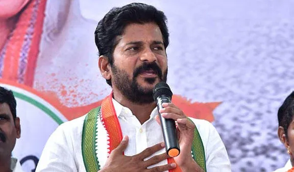 సచివాలయం వద్ద టెన్షన్.. రేవంత్ను అడ్డుకున్న పోలీసులు సచివాలయం వద్ద టెన్షన్.. రేవంత్ను అడ్డుకున్న పోలీసులు