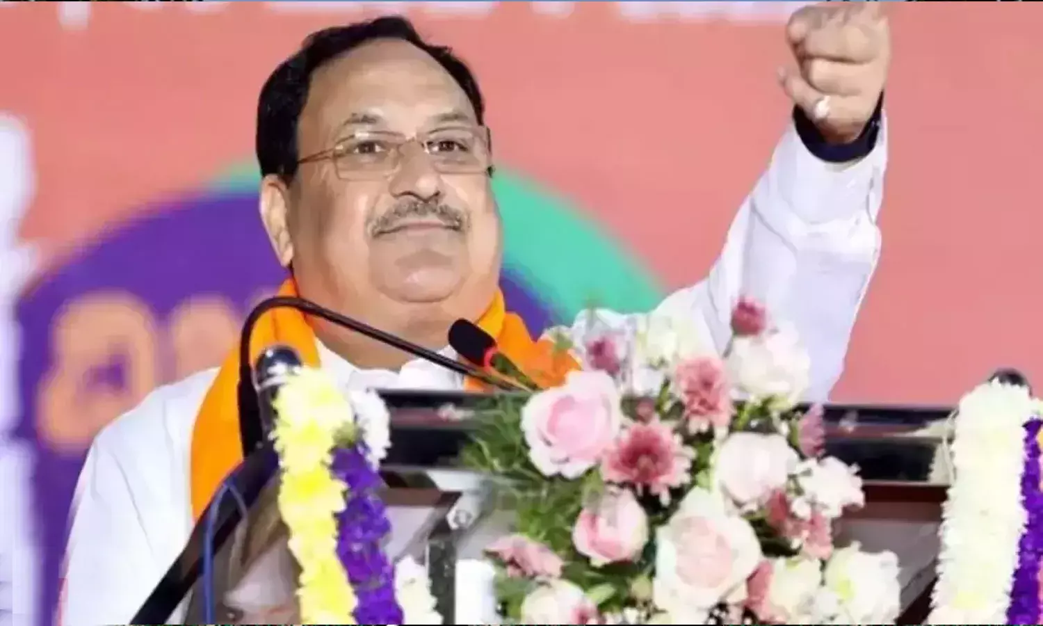 అసెంబ్లీ ఎన్నికల్లో వాగ్ధానాల వర్షం.. గ్యాసు, పాలు ఫ్రీ..