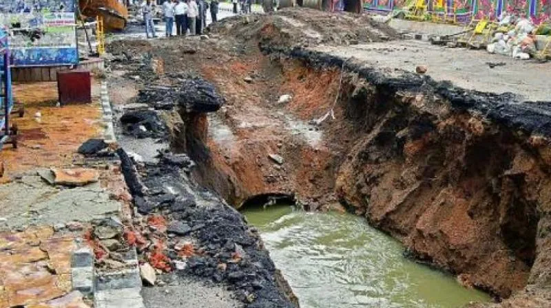 Hyderabad:నత్త నడకన నాలా పనులు Hyderabad:నత్త నడకన నాలా పనులు