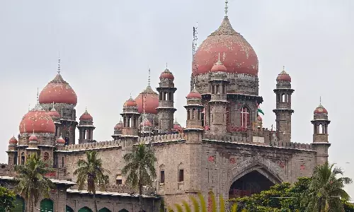 తండ్రి పేరు అవసరంలేదు