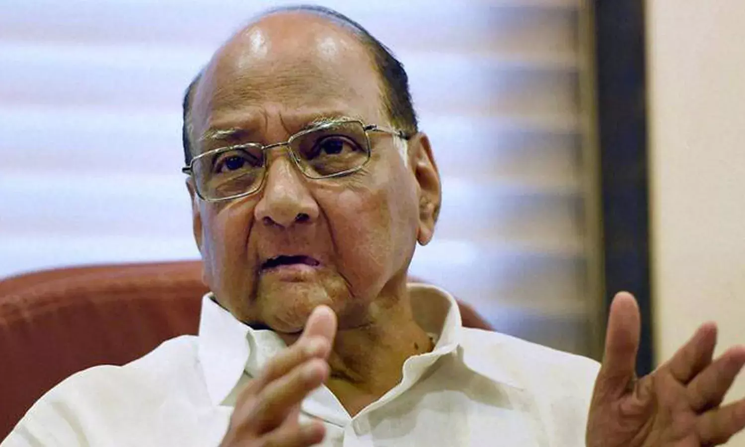 పవార్ రాజీనామా.. ఒప్పుకోని బారామతి పవార్ రాజీనామా.. ఒప్పుకోని బారామతి