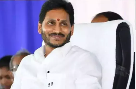 AP : జగన్ పర్యటనతో ప్రజలు బెంబేలెత్తుతున్నారు AP : జగన్ పర్యటనతో ప్రజలు బెంబేలెత్తుతున్నారు