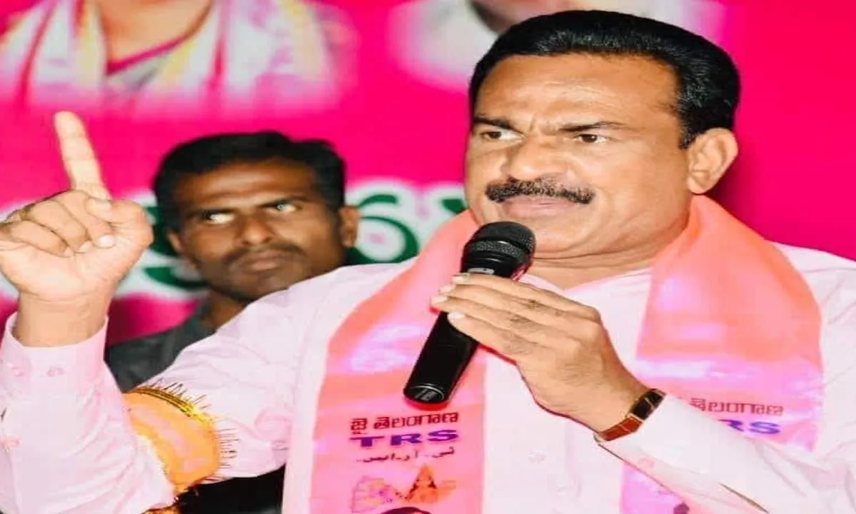 రైస్ మిల్లర్లపై గంప గోవర్థన్ దాడి రైస్ మిల్లర్లపై గంప గోవర్థన్ దాడి