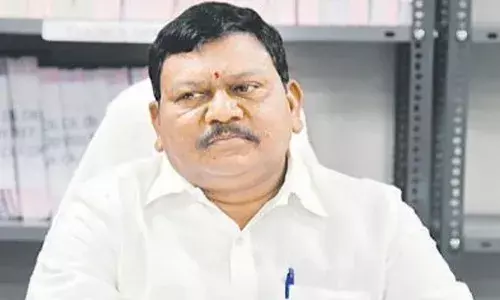 రెడ్లు, చౌదరీలవల్లే సాలూరు నష్టపోతోంది: పీడిక రాజన్న దొర రెడ్లు, చౌదరీలవల్లే సాలూరు నష్టపోతోంది: పీడిక రాజన్న దొర