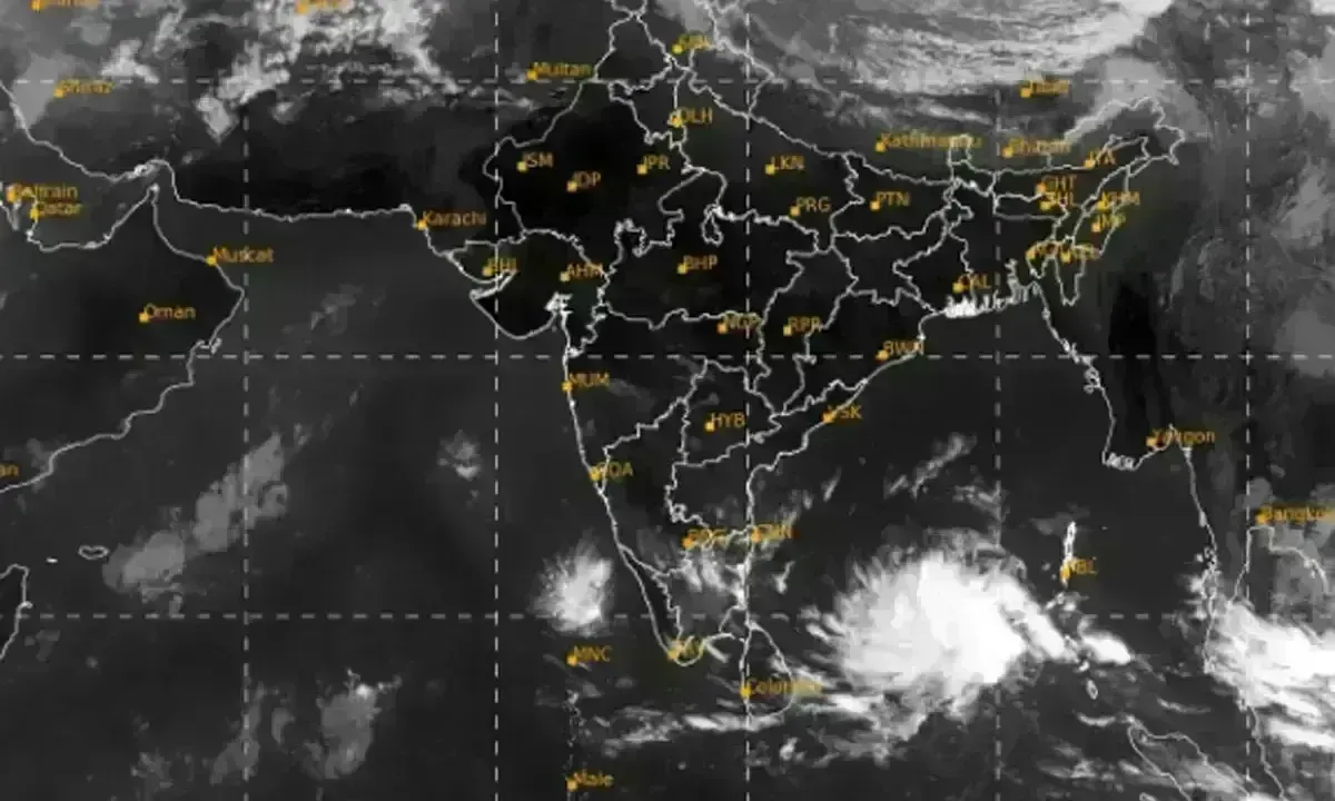 ఆగ్నేయ బంగాళాఖాతంలో అల్పపీడనం ఆగ్నేయ బంగాళాఖాతంలో అల్పపీడనం