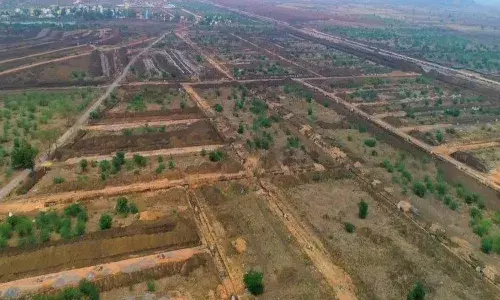 Amaravati: ఇళ్ల స్థలాల పంపిణీకి మరో 268 ఎకరాలు Amaravati: ఇళ్ల స్థలాల పంపిణీకి మరో 268 ఎకరాలు