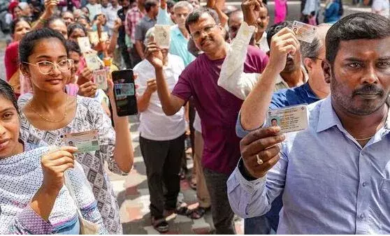 Karnataka Polling : కర్నాటకలో ఊపందుకున్న ఎన్నికల పోలింగ్ Karnataka Polling : కర్నాటకలో ఊపందుకున్న ఎన్నికల పోలింగ్