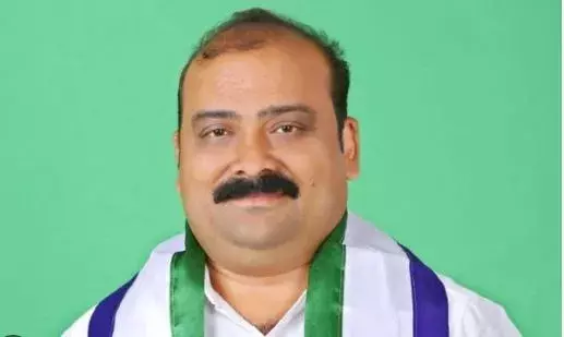 AP : ఎమ్మెల్యే అనిల్కుమార్కు నిరసన సెగ AP : ఎమ్మెల్యే అనిల్కుమార్కు నిరసన సెగ