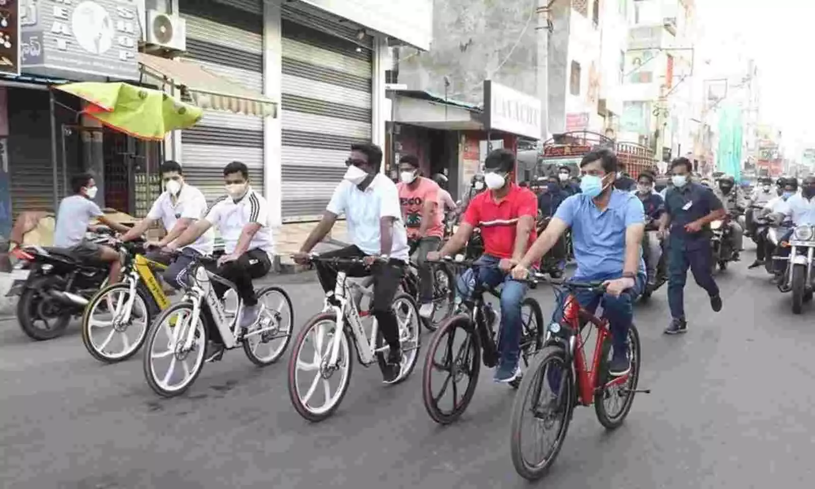 సైకిల్ పై మంత్రి పువ్వాడ