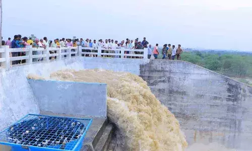 బీఆర్ఎస్, కాంగ్రెస్ ప్రాజెక్ట్ పాలిటిక్స్..?