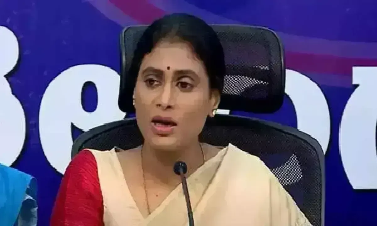 టీఎస్పీఎస్సీ పేపర్ లీక్ కావడం రాష్ట్రానికి సిగ్గుచేటు: వైఎస్ షర్మిల టీఎస్పీఎస్సీ పేపర్ లీక్ కావడం రాష్ట్రానికి సిగ్గుచేటు: వైఎస్ షర్మిల