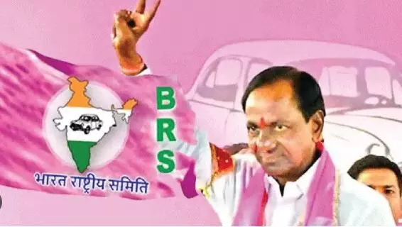 మెదక్ బీఆర్ఎస్లో వర్గపోరు తారాస్థాయికి చేరిందా...? మెదక్ బీఆర్ఎస్లో వర్గపోరు తారాస్థాయికి చేరిందా...?