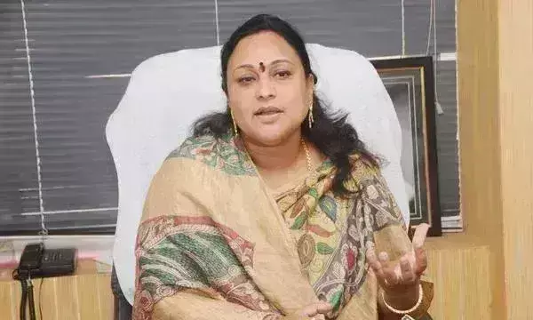 వైసీపీ ఎమ్మెల్యే రెడ్డిశాంతిపై సొంత పార్టీ నేతల తిరుగుబాటు