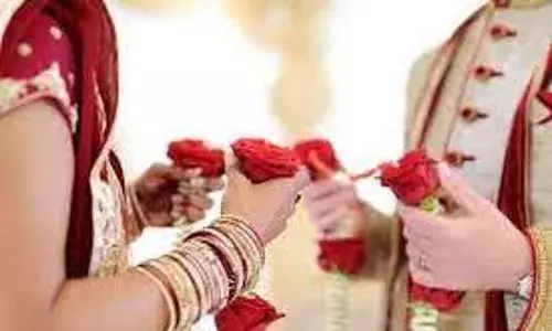 పీటల మీదే పెళ్లి పెటాకులు పీటల మీదే పెళ్లి పెటాకులు