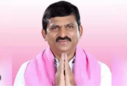 పొంగులేటితో టచ్లో ఉన్న బీఆర్ఎస్ అసంతృప్త నేతలు వీరేనా? పొంగులేటితో టచ్లో ఉన్న బీఆర్ఎస్ అసంతృప్త నేతలు వీరేనా?