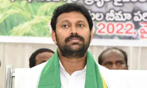 అవినాశ్ రెడ్డి అరెస్ట్ కు ఆదేశాలు అవినాశ్ రెడ్డి అరెస్ట్ కు ఆదేశాలు