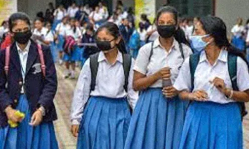 పదిలో ఫెయిల్.. కిడ్నాప్ డ్రామా ఆడి తండ్రిని కోటి డిమాండ్ చేసిన కూతురు పదిలో ఫెయిల్.. కిడ్నాప్ డ్రామా ఆడి తండ్రిని కోటి డిమాండ్ చేసిన కూతురు