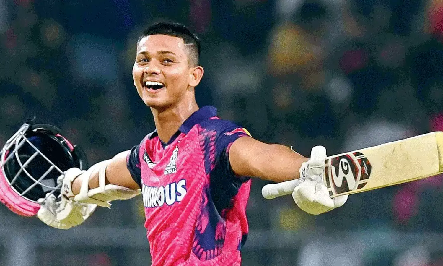 15 ఏళ్ల ఐపిఎల్ రికార్డును బద్దలు కొట్టిన యశస్వి జైస్వాల్ 15 ఏళ్ల ఐపిఎల్ రికార్డును బద్దలు కొట్టిన యశస్వి జైస్వాల్