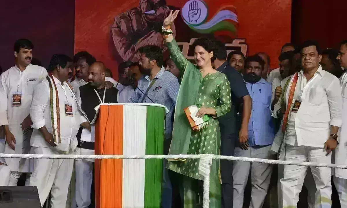 వేగం పెంచిన టీ-కాంగ్రెస్.. ప్రియాంకతో మలిసభ వేగం పెంచిన టీ-కాంగ్రెస్.. ప్రియాంకతో మలిసభ