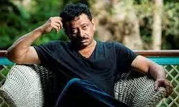 కేరళ స్టోరీపై ఆర్జీవీ కామెంట్స్ కేరళ స్టోరీపై ఆర్జీవీ కామెంట్స్