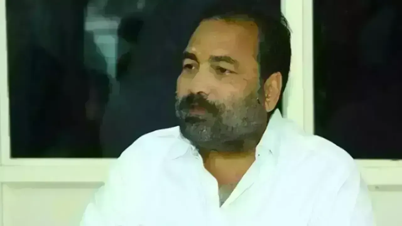 నెల్లూరులో టెన్షన్..ఎమ్మెల్యే కోటంరెడ్డి హౌస్ అరెస్ట్ నెల్లూరులో టెన్షన్..ఎమ్మెల్యే కోటంరెడ్డి హౌస్ అరెస్ట్