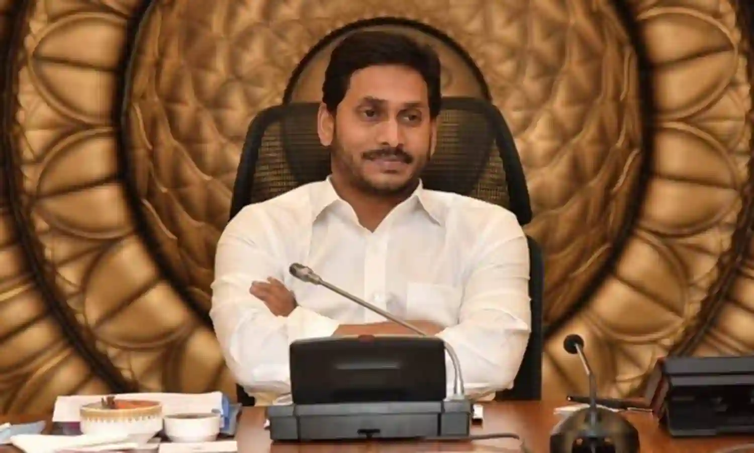 జగన్ పై పోరు.. దశలవారీగా ఉద్యమం జగన్ పై పోరు.. దశలవారీగా ఉద్యమం