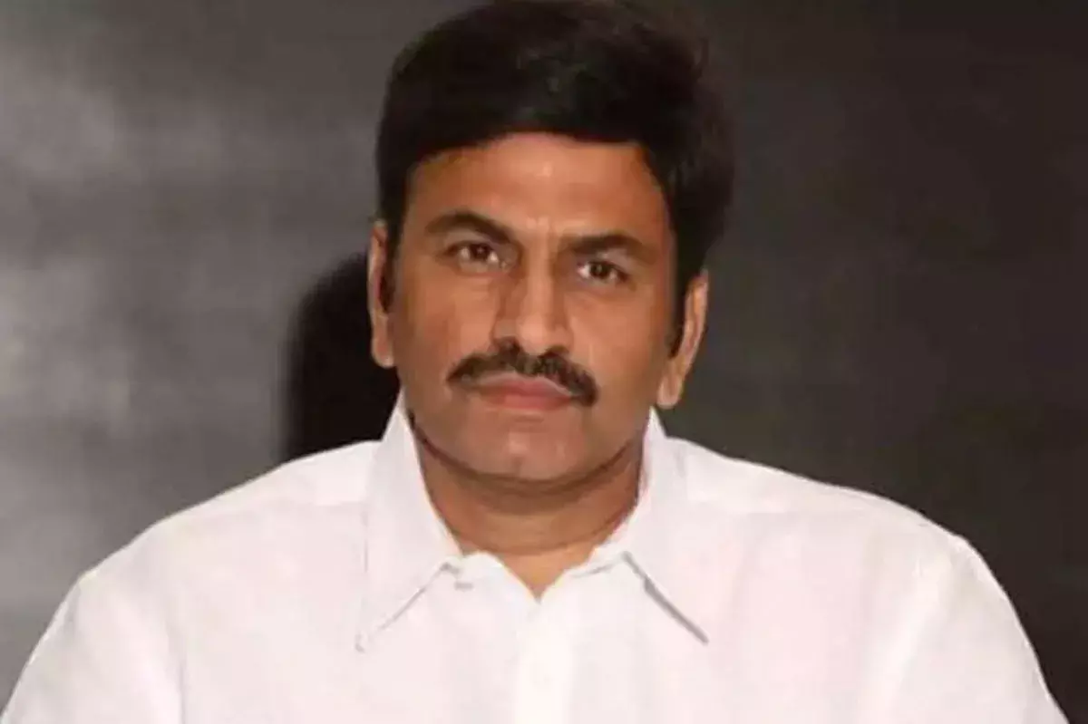 అవినాష్ బెయిల్ వాదనలపై ఆర్ఆర్ఆర్ కామెంట్ అవినాష్ బెయిల్ వాదనలపై ఆర్ఆర్ఆర్ కామెంట్