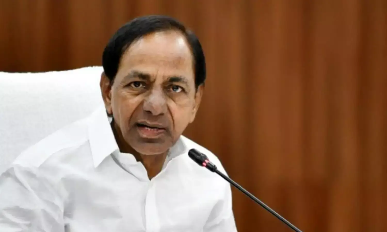 ఎమర్జెన్సీ రోజులు గుర్తుకొస్తున్నాయి: సీఎం కేసీఆర్ ఎమర్జెన్సీ రోజులు గుర్తుకొస్తున్నాయి: సీఎం కేసీఆర్