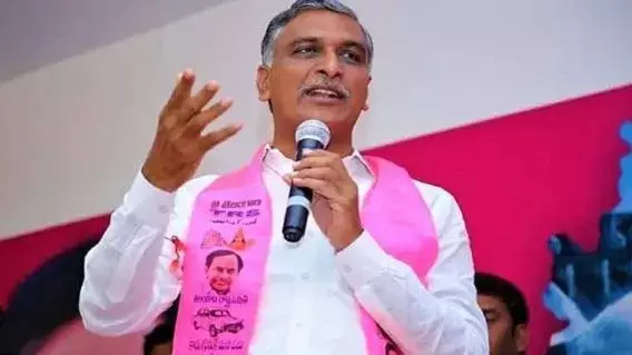 కాంగ్రెస్, బీజేపీ నేతలపై నిప్పులు చెరిగిన హరీష్రావు కాంగ్రెస్, బీజేపీ నేతలపై నిప్పులు చెరిగిన హరీష్రావు