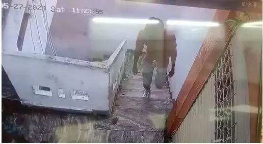 గోల్డ్ వర్క్ షాప్ లో దొంగతనం.. కిలో 700గ్రాముల బంగారం చోరీ