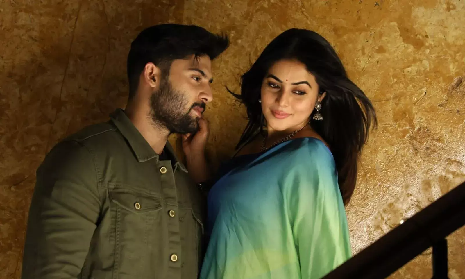 ఓటీటీలో పూర్ణ బ్యాక్ డోర్‌