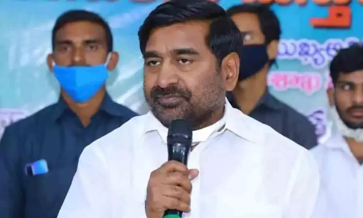 మంత్రి జగదీష్‌రెడ్డి కాన్వాయ్ పై దాడి