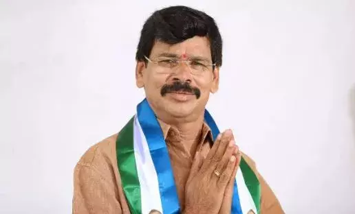 గ్రామస్తులపై రెచ్చిపోయిన వైసీపీ ఎమ్మెల్యే