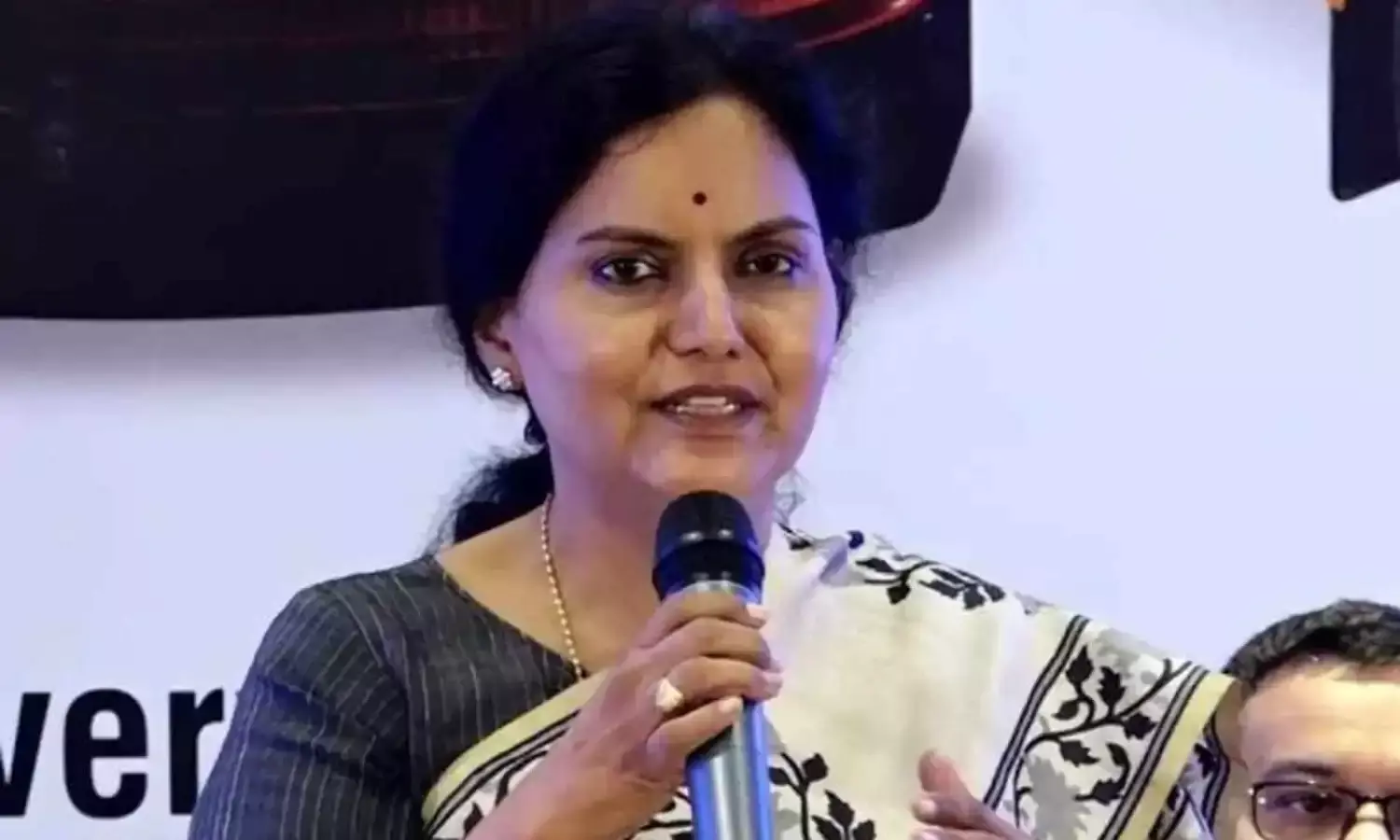 వ్యవసాయ రంగంలో విప్లవాత్మకమైన మార్పులు వ్యవసాయ రంగంలో విప్లవాత్మకమైన మార్పులు