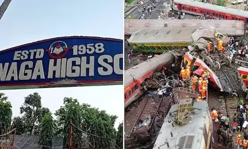 విద్యార్థుల కోసమే స్కూల్ కూల్చేశారు .. ఎక్కడంటే..