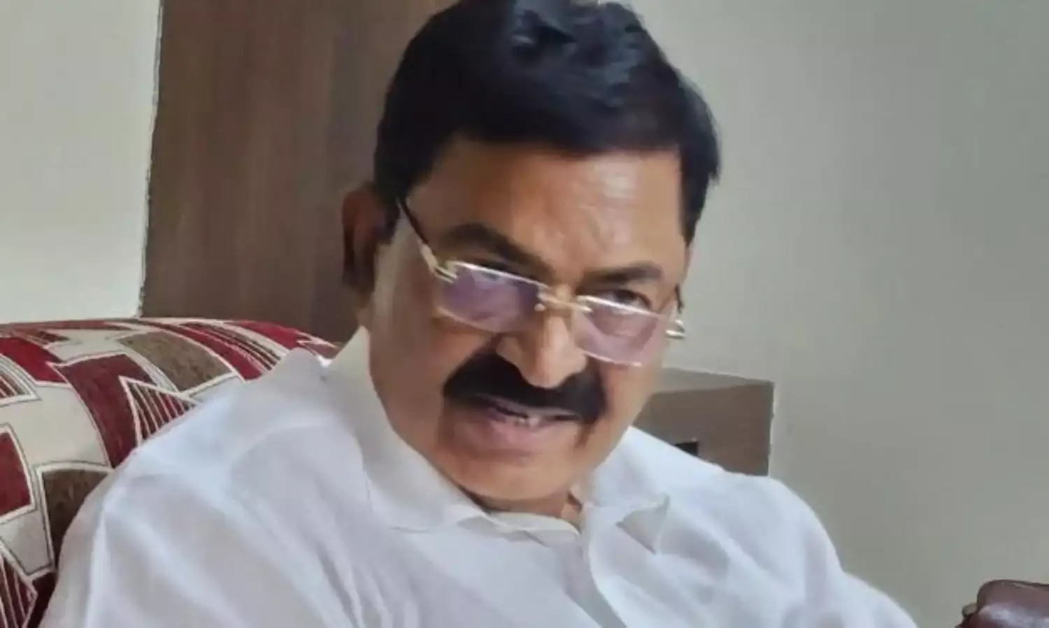 YCP మునిగిపోయేనావ: MLA మేకపాటి YCP మునిగిపోయేనావ: MLA మేకపాటి