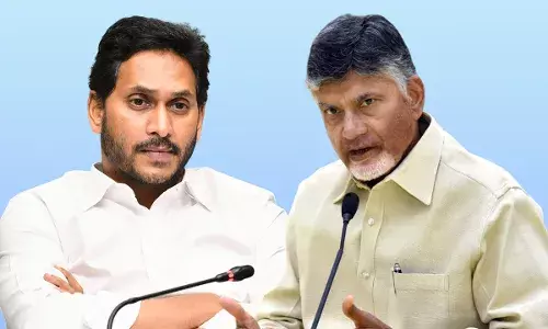 దళితులపై దాడులు ఆపాలంటూ.. జగన్ కు చంద్రబాబు బహిరంగ లేఖ దళితులపై దాడులు ఆపాలంటూ.. జగన్ కు చంద్రబాబు బహిరంగ లేఖ