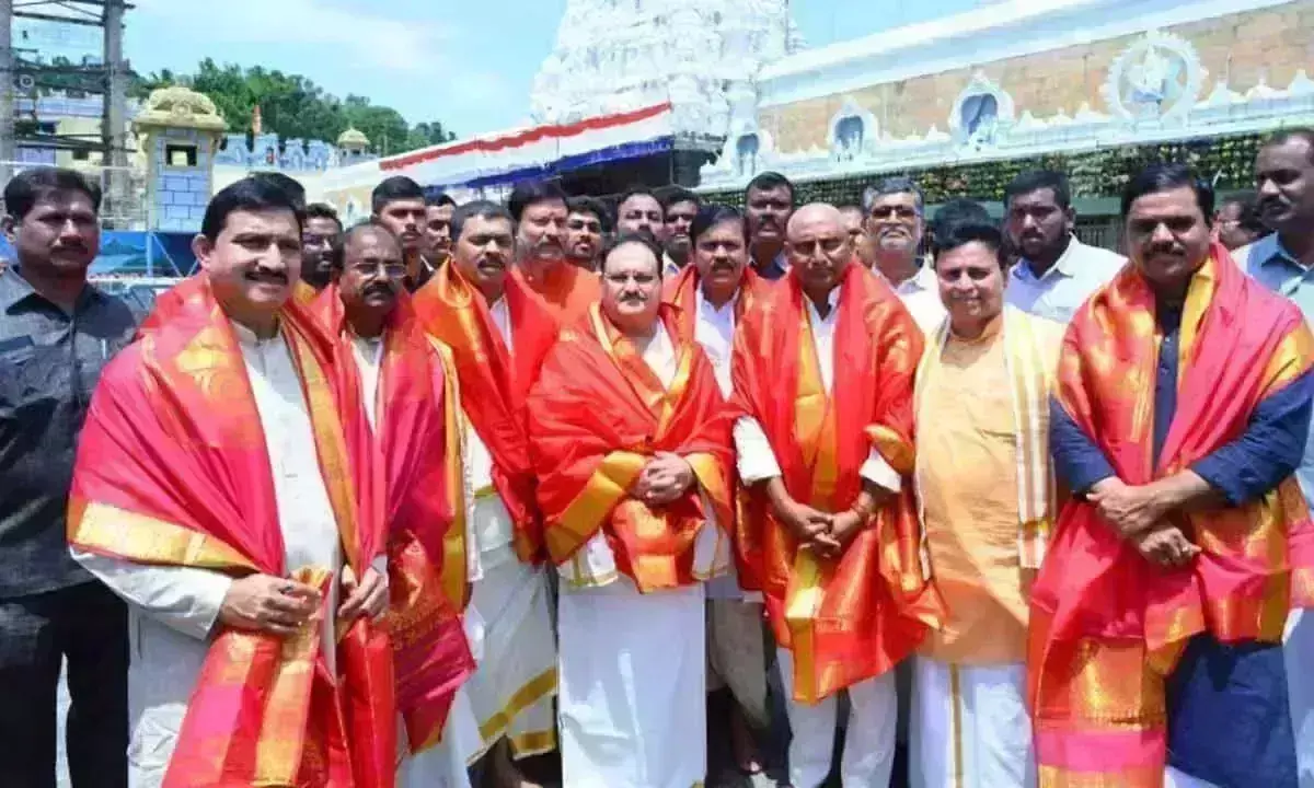 స్వామివారిని దర్శించుకున్న జేపీ నడ్డా