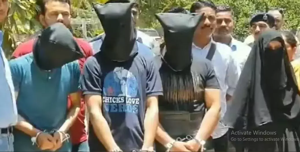 గుజరాత్ లో ఉగ్ర కుట్ర భగ్నం.. నలుగురు అరెస్ట్