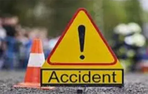 తూర్పుగోదావరిలో ఘోర రోడ్డుప్రమాదం తూర్పుగోదావరిలో ఘోర రోడ్డుప్రమాదం