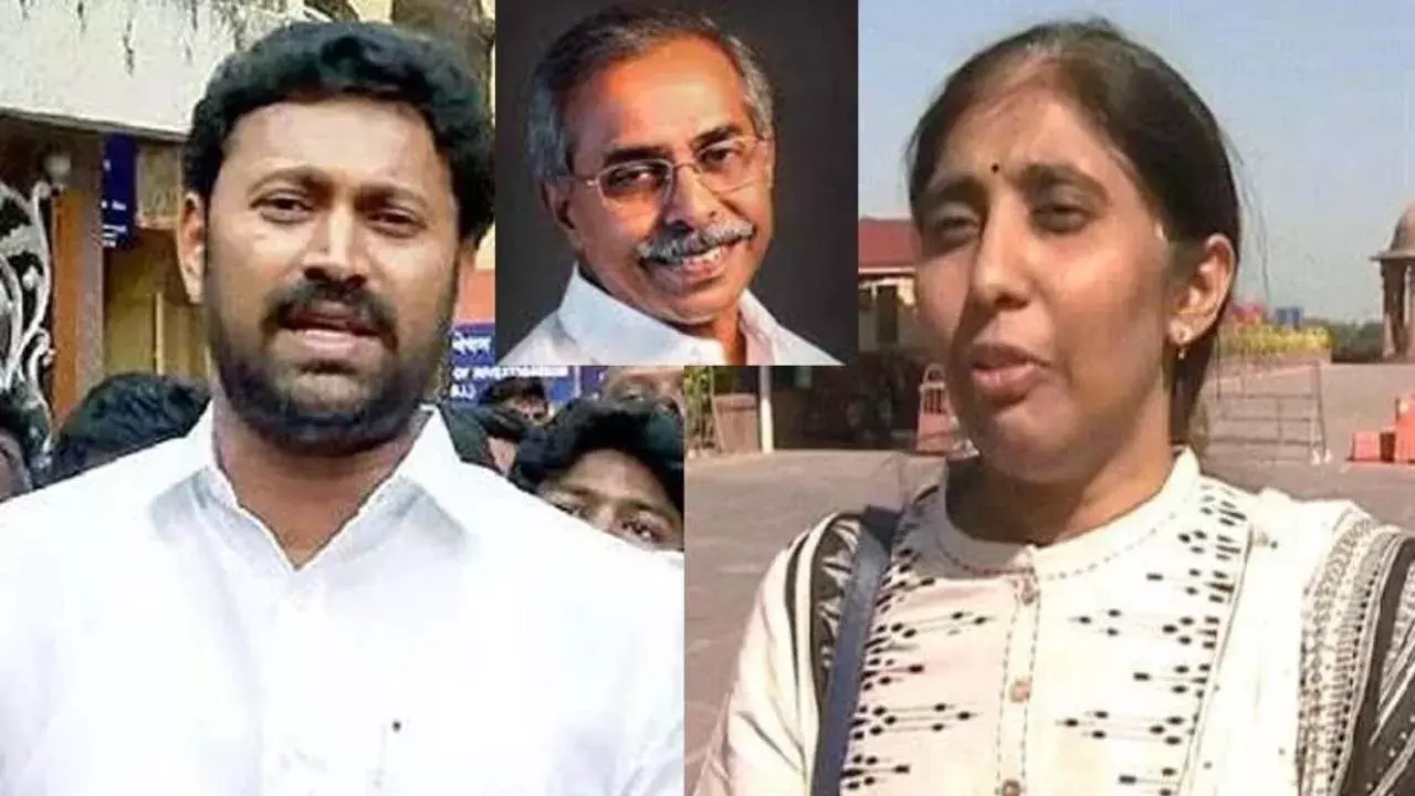 అవినాష్ బెయిల్ రద్దుపై సునీత ఫైట్.. విచారణ 19కి వాయిదా అవినాష్ బెయిల్ రద్దుపై సునీత ఫైట్.. విచారణ 19కి వాయిదా