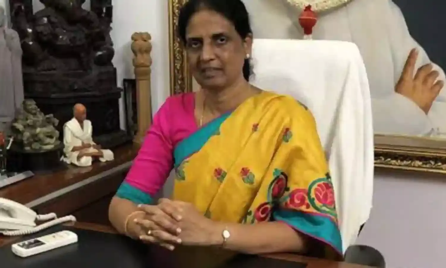 ట్రిపుల్ ఐటీలో వరుస ఘటనలు బాధాకరం: మంత్రి సబిత ట్రిపుల్ ఐటీలో వరుస ఘటనలు బాధాకరం: మంత్రి సబిత